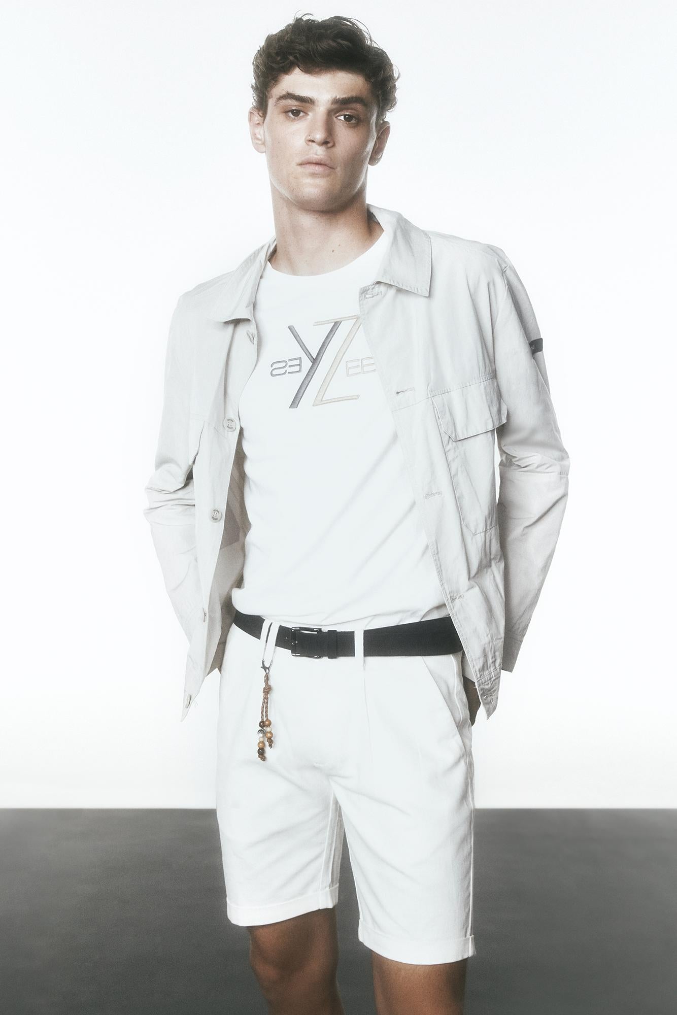 P760 PH00/0107 YES ZEE