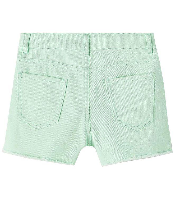 13213282/Green Ash NAME.IT