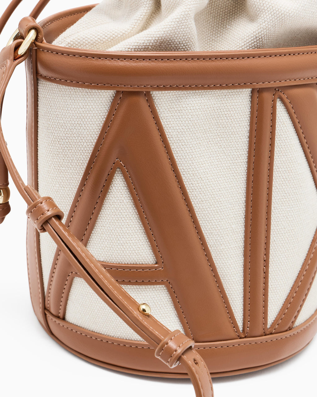 XW002183 AF22635/M6261 ARMANI EXCHANGE