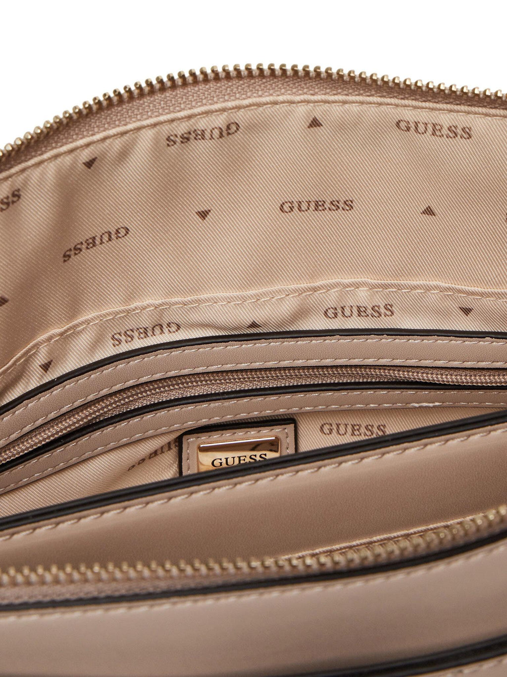 HWVG7208060/TAU GUESS