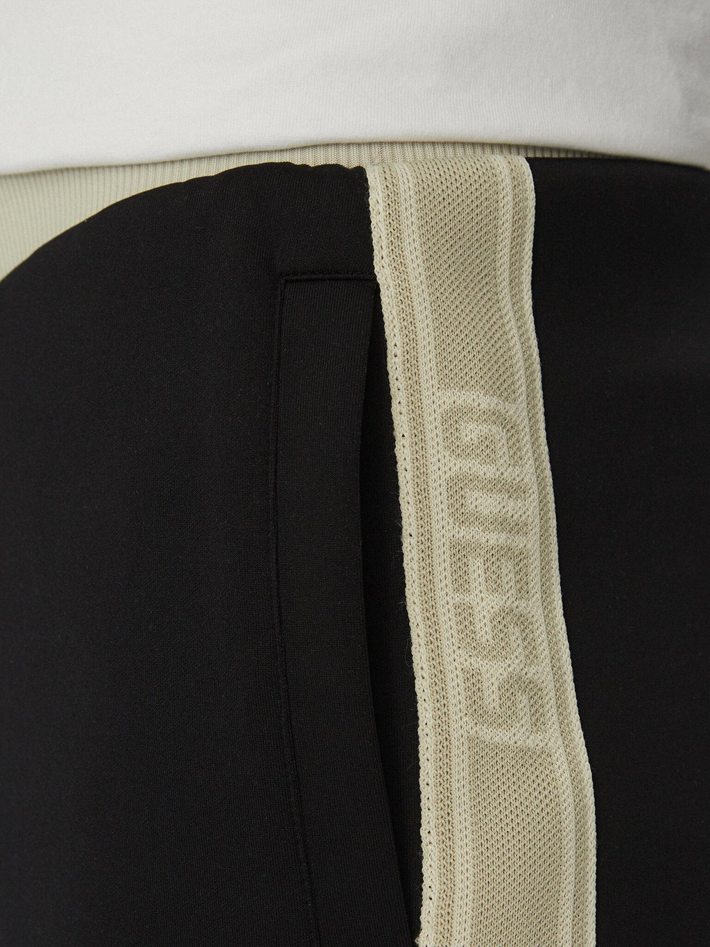 CASTORE SHORT 