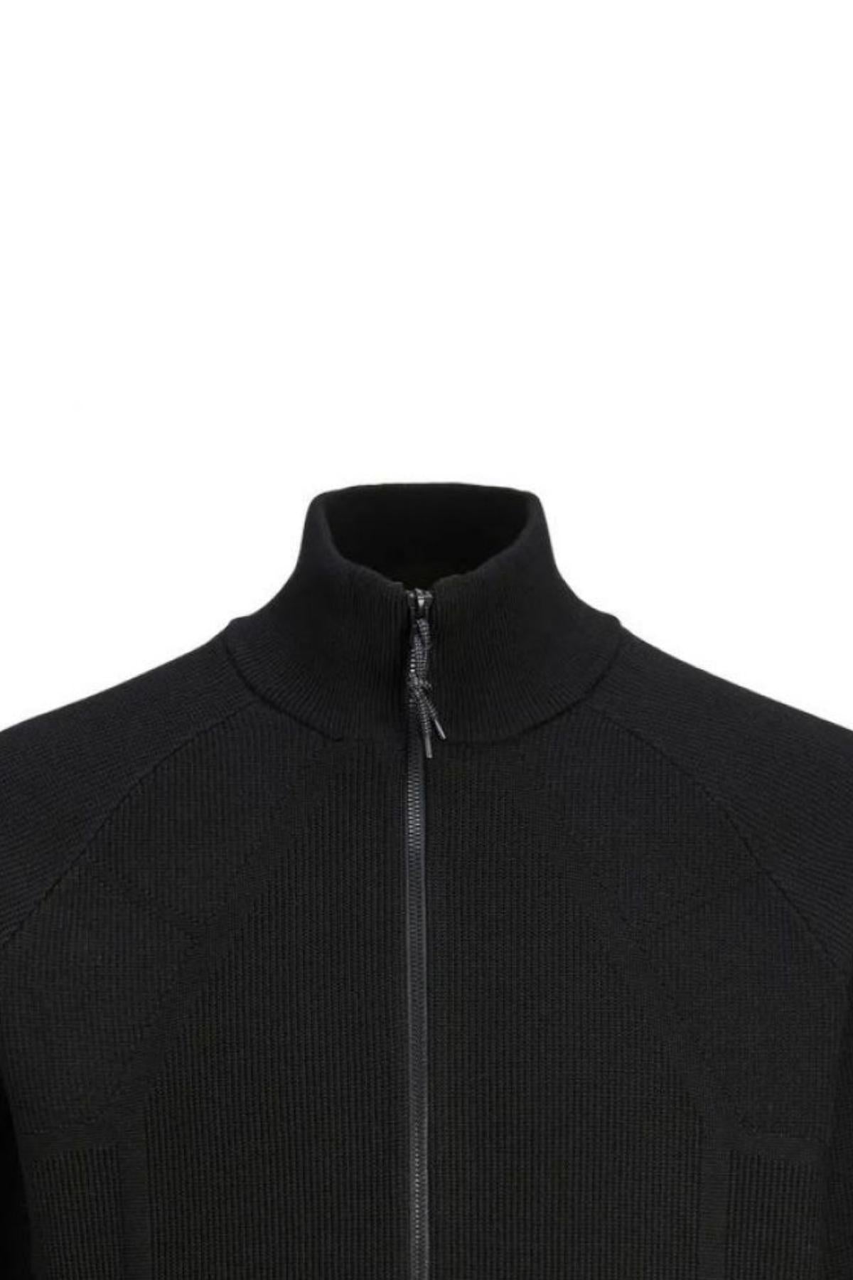 12261667/Black JACK AND JONES