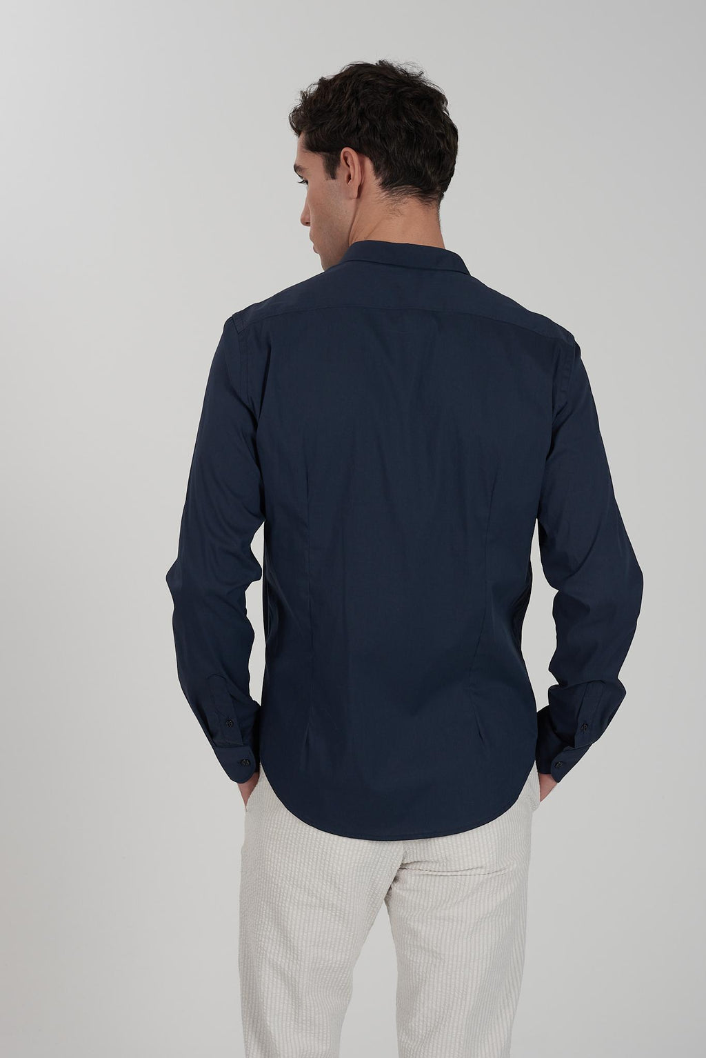 C521 UA00/2710 YES ZEE