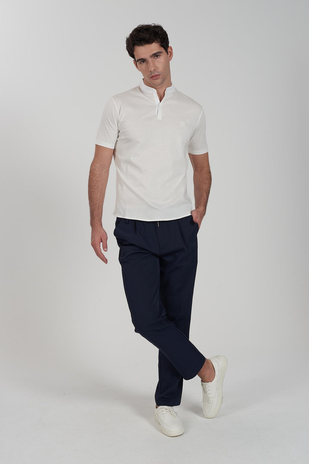 P690 KE00/0710 YES ZEE