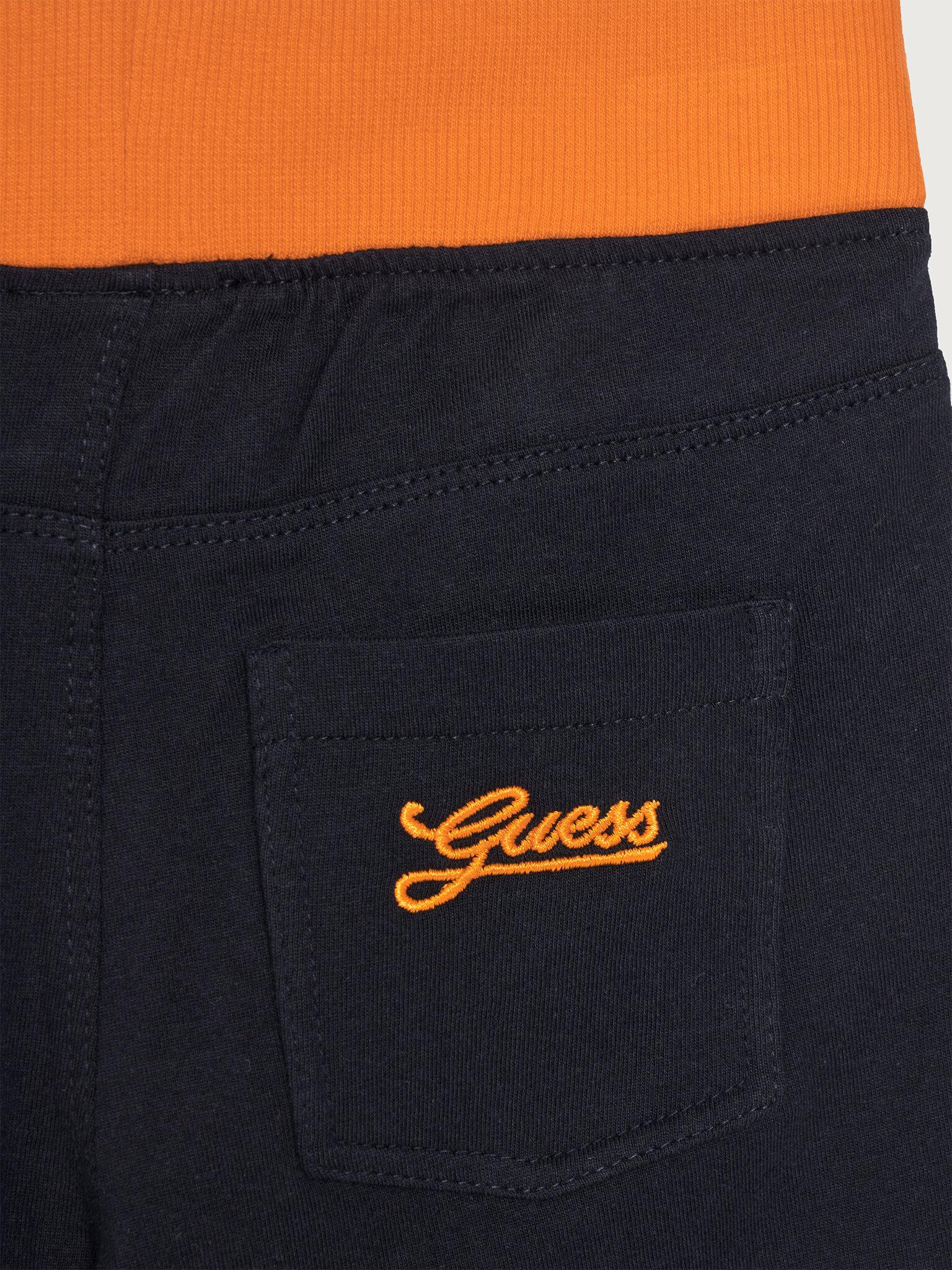 N5GG11K8HM4/P7GV GUESS