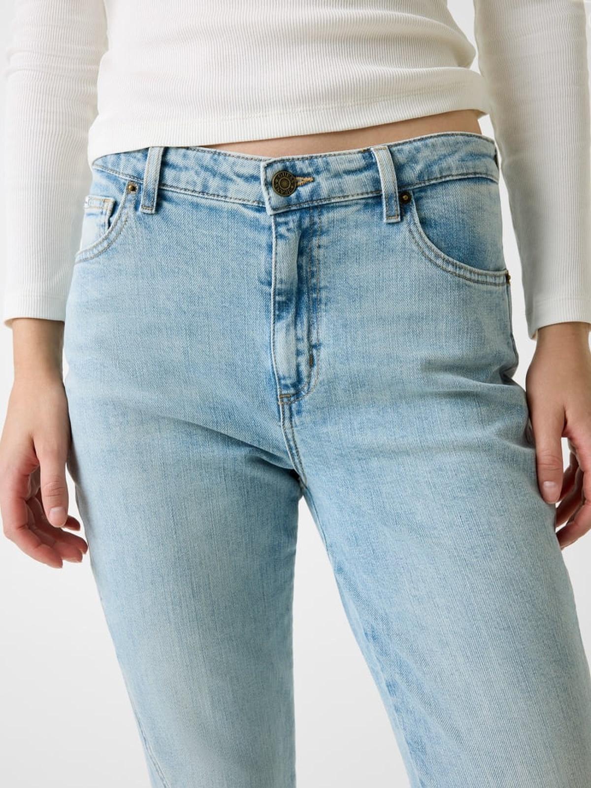 W6RA1FD002D/GJYV GUESS