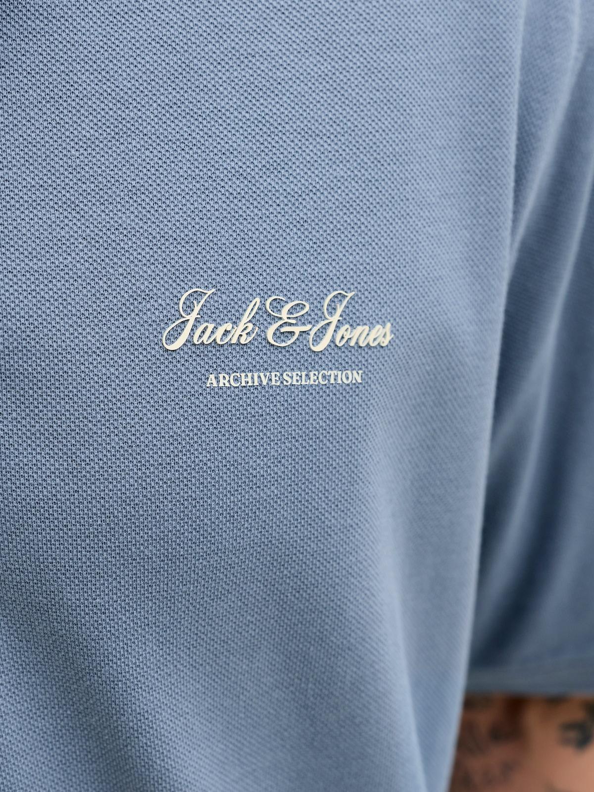 JJEARCHIVE GRAPHIC POLO SS LN 