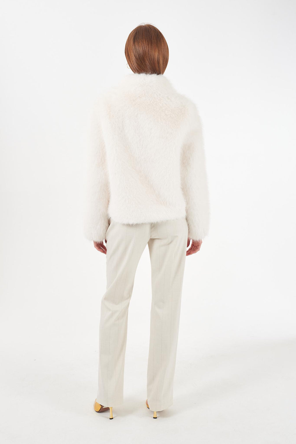 G004 KO00/0157 YES ZEE