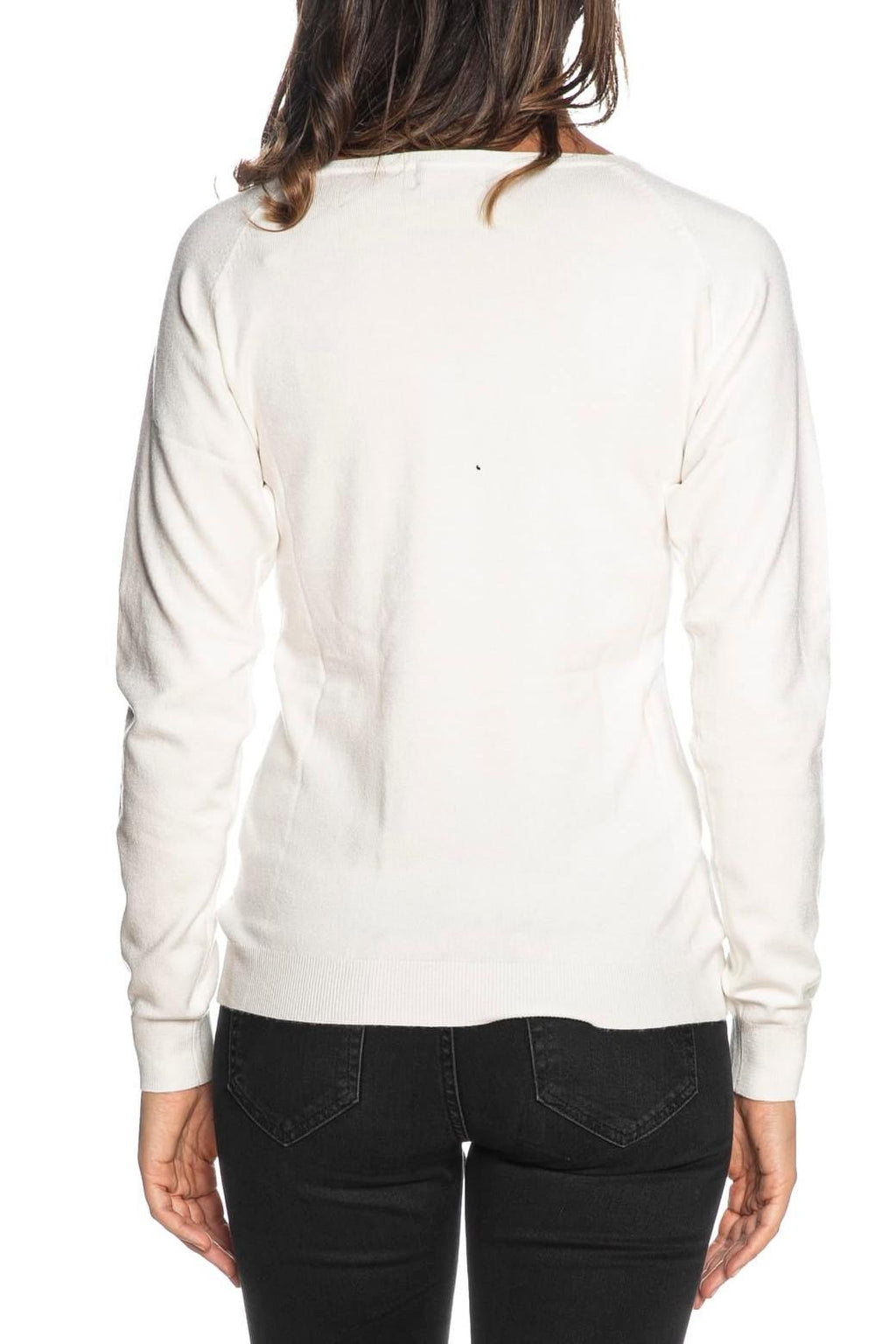 M053 RU00/0157 YES ZEE