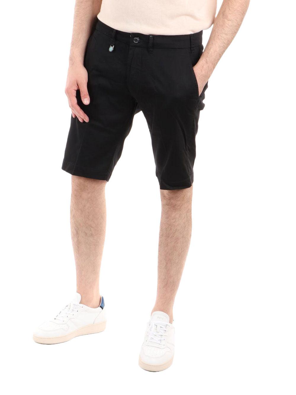 P740 PL00/0801 YES ZEE