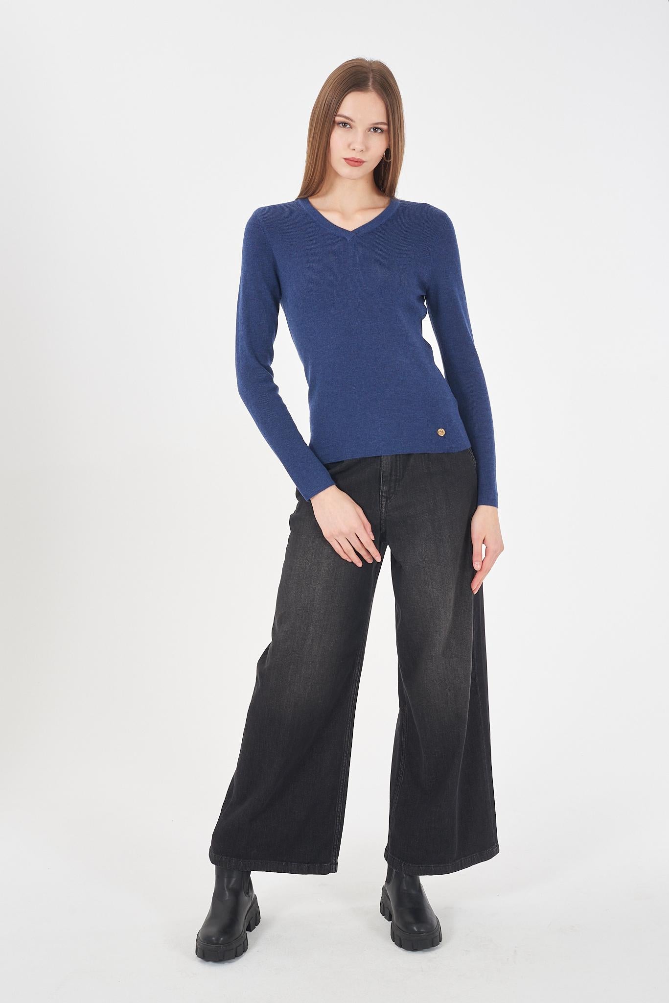 M061 BP00/0713 YES ZEE