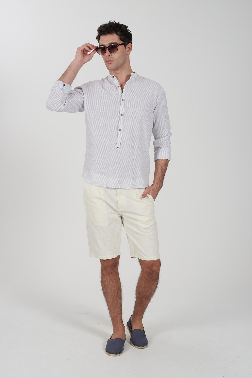 C520 UE00/2819 YES ZEE