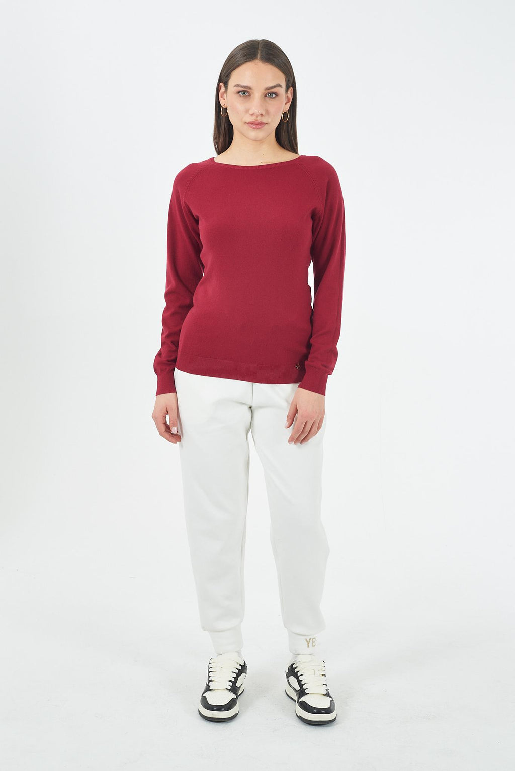 M053 RU00/0562 YES ZEE