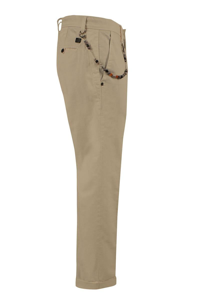 P660 PH00/0222 YES ZEE