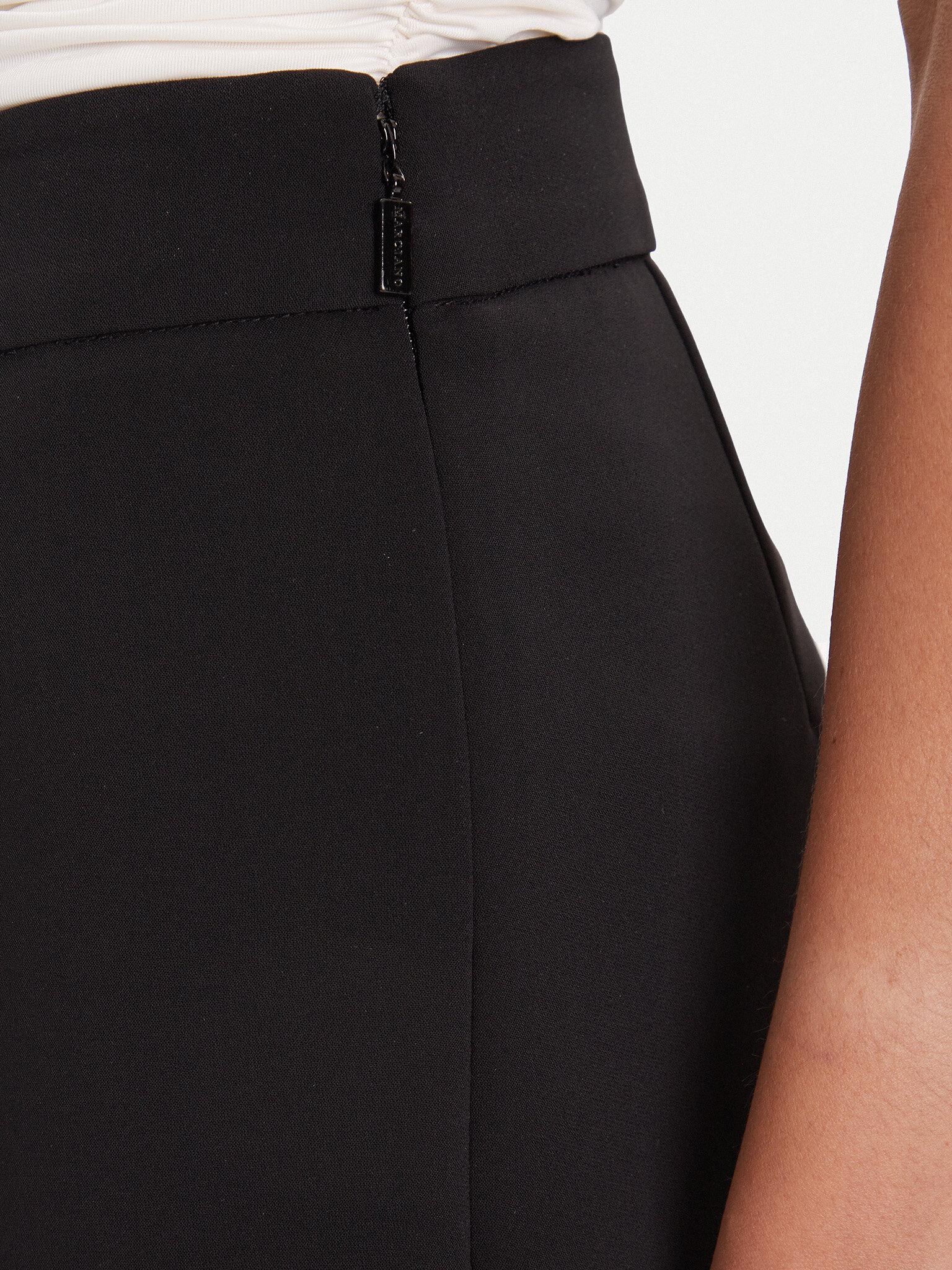 5YGD077357A/JBLK GUESS MARCIANO