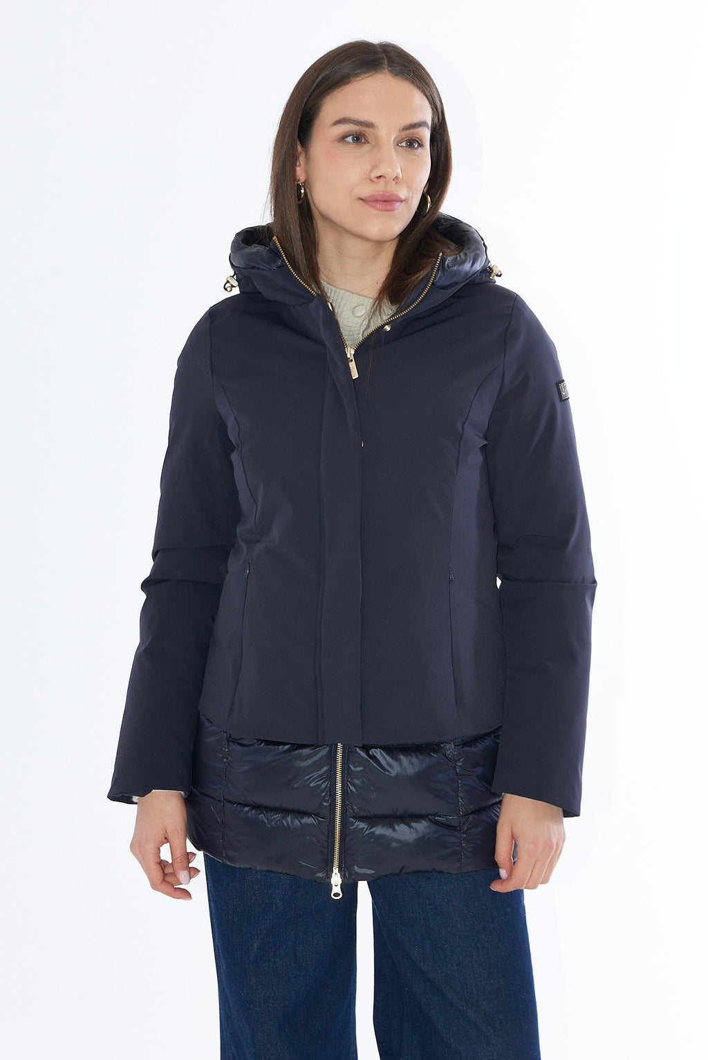 O086 NU00/0710 YES ZEE