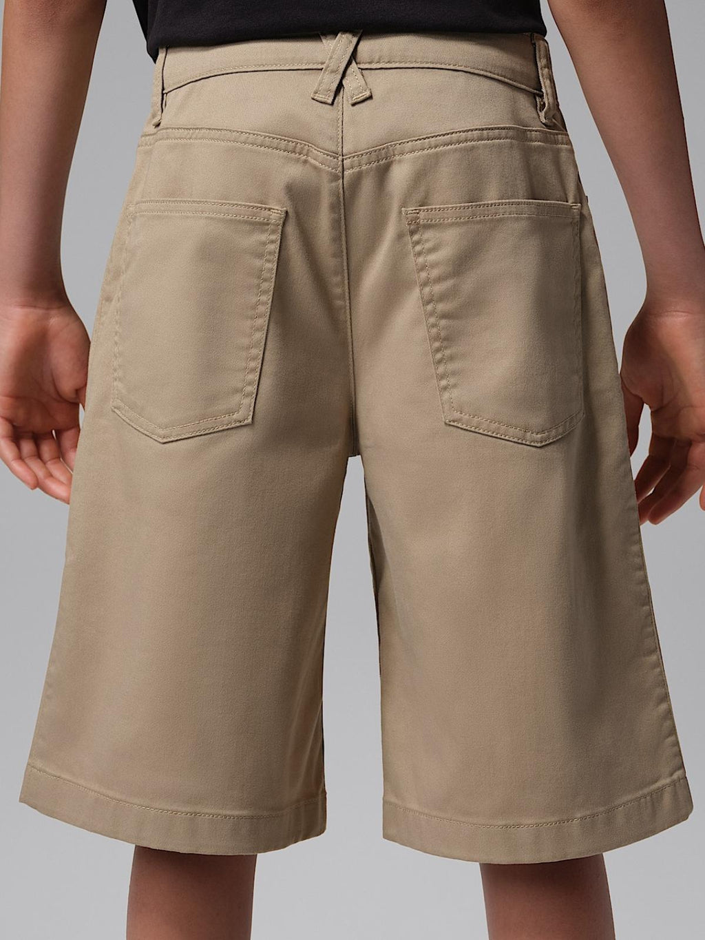 JDB WE OUTSIDE SKATER SHORT 