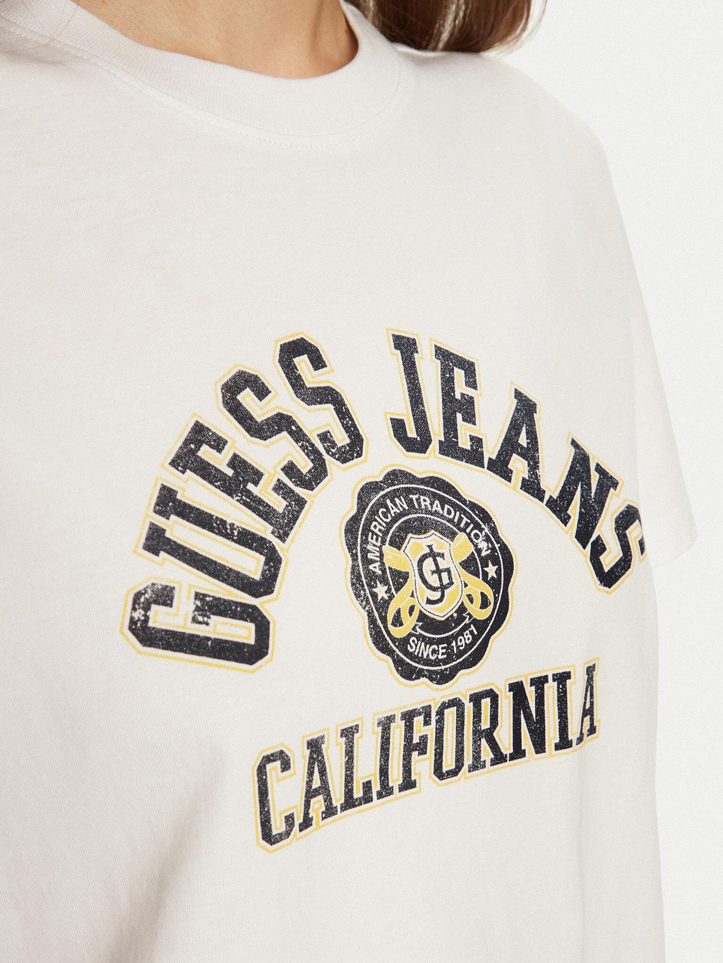 W5RI43K8HM0/G011 GUESS