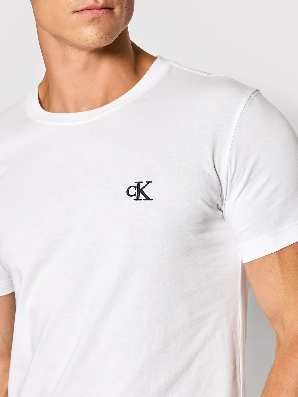 CK ESSENTIAL SLIM TEE J30J314544/YAF CALVIN KLEIN JEANS