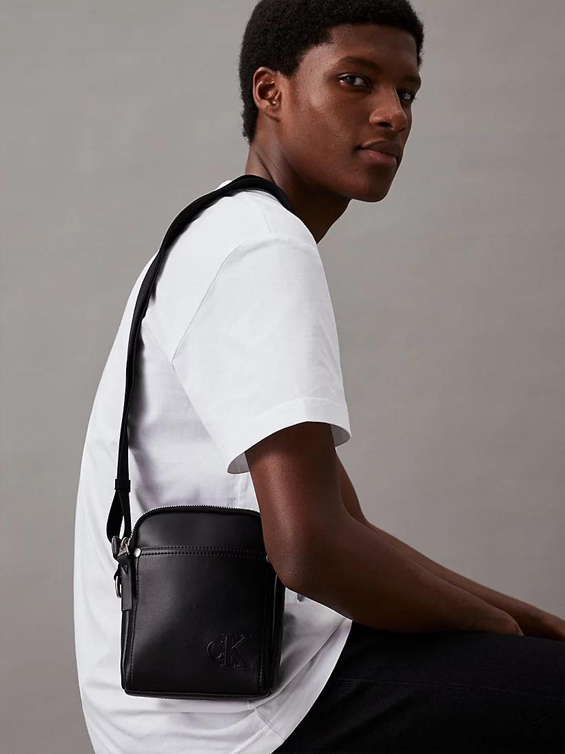 TAGGED REPORTER17 K50K512039/BEH CALVIN KLEIN JEANS