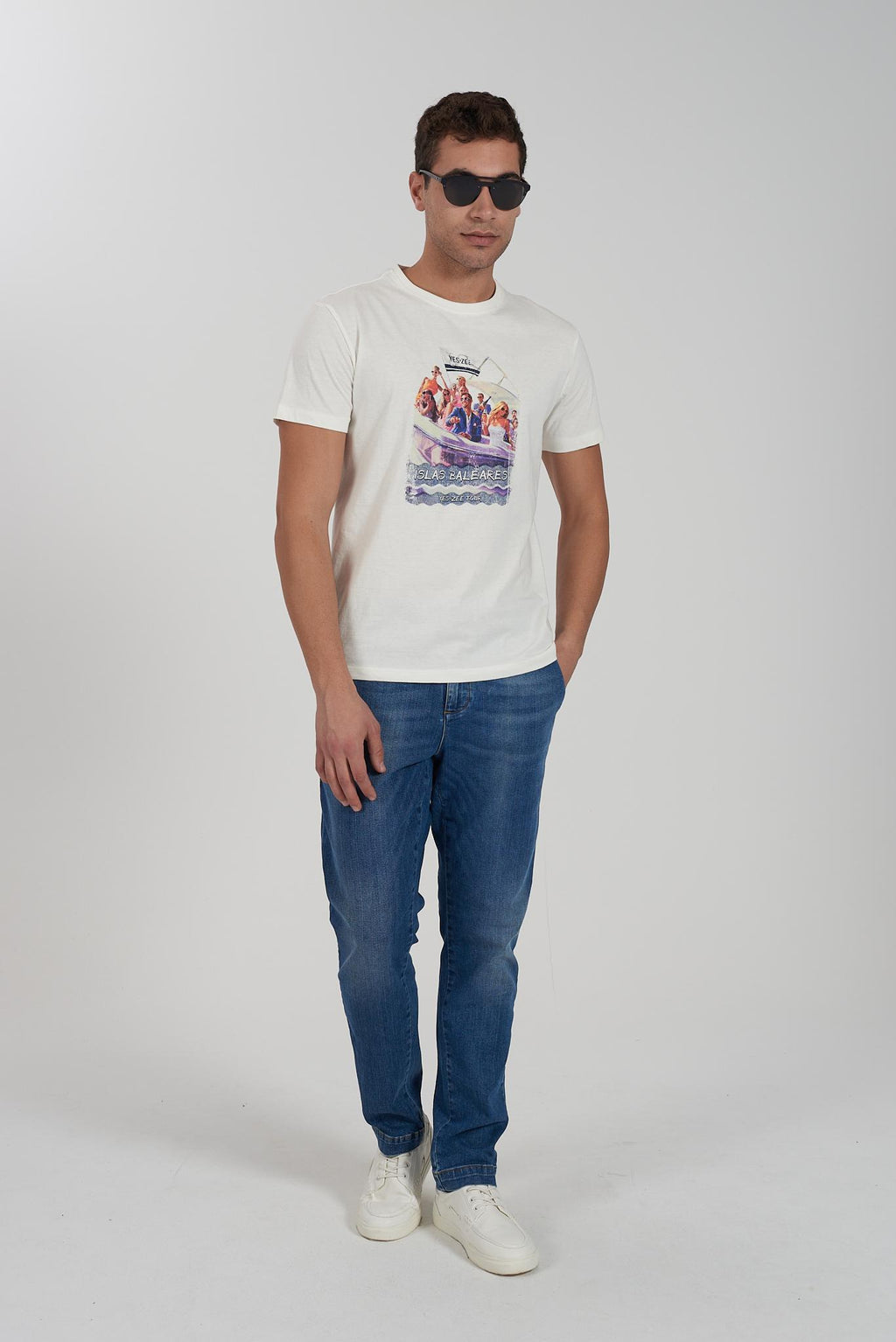 T728 SG03/0107 YES ZEE