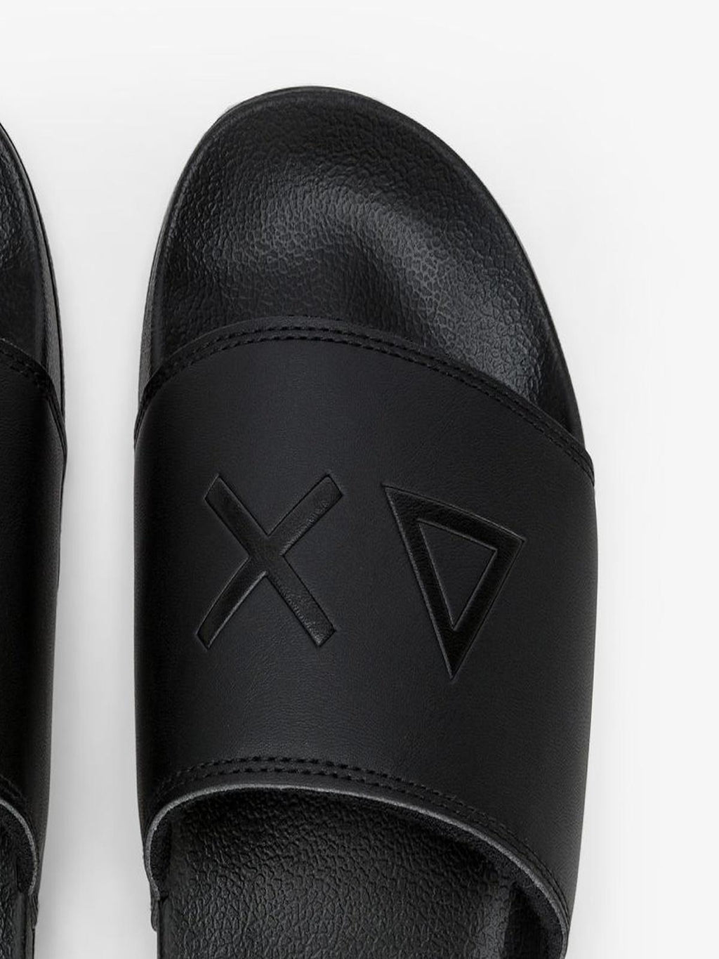 SLIPPERS LOGO 