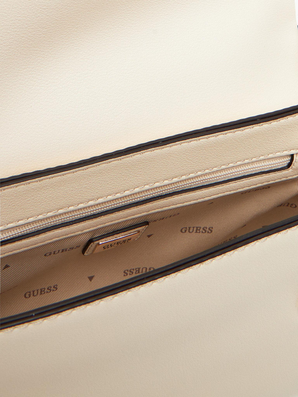 HWBG9644190/OFF GUESS