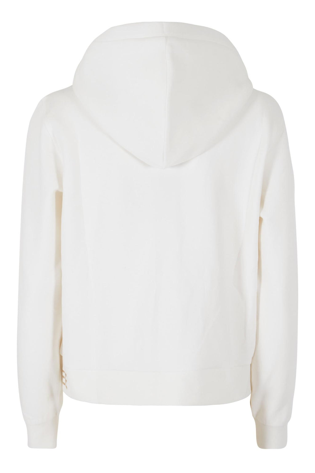 F001 SK00/0157 YES ZEE