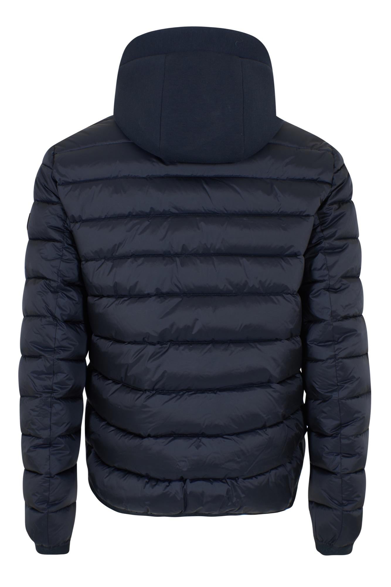 J838 QG00/0713 YES ZEE