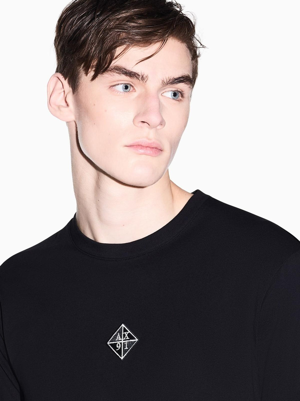 XM002454 AF10358/UC001 ARMANI EXCHANGE