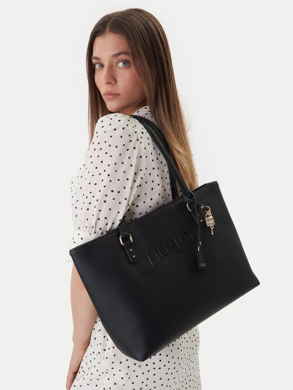 AA6321ES029/22222 LIU JO