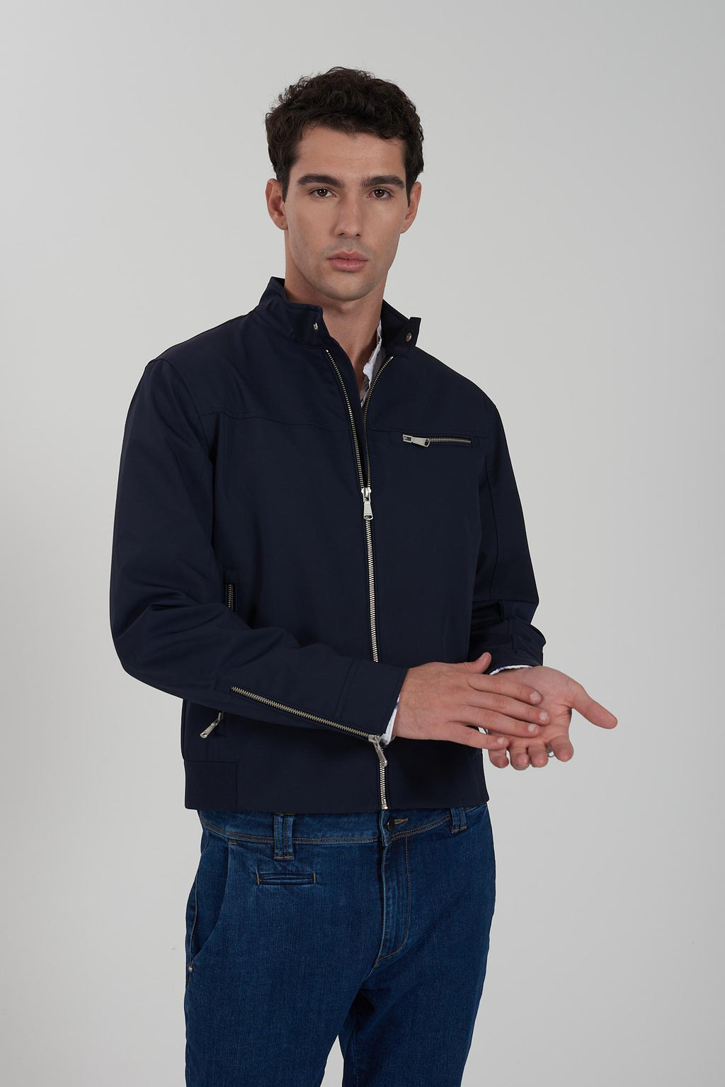 J505 YH00/0710 YES ZEE