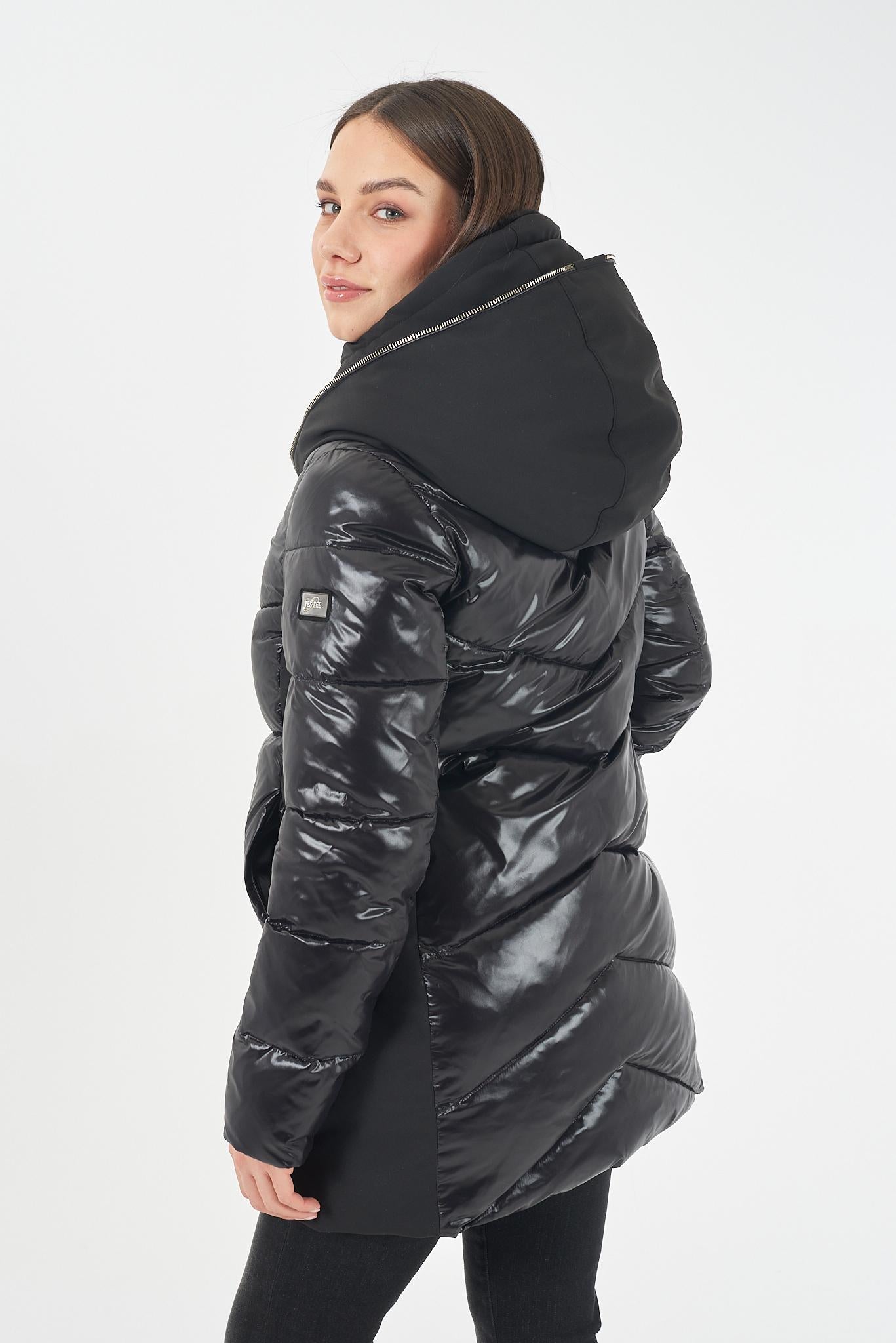 O006 Q300/0801 YES ZEE