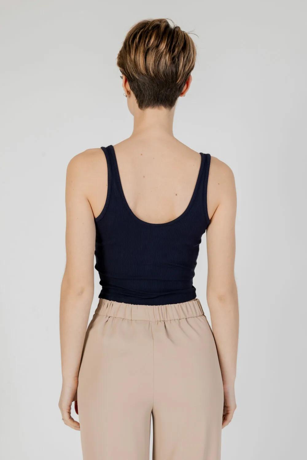 NYRA RIB ACTIVE TOP 
