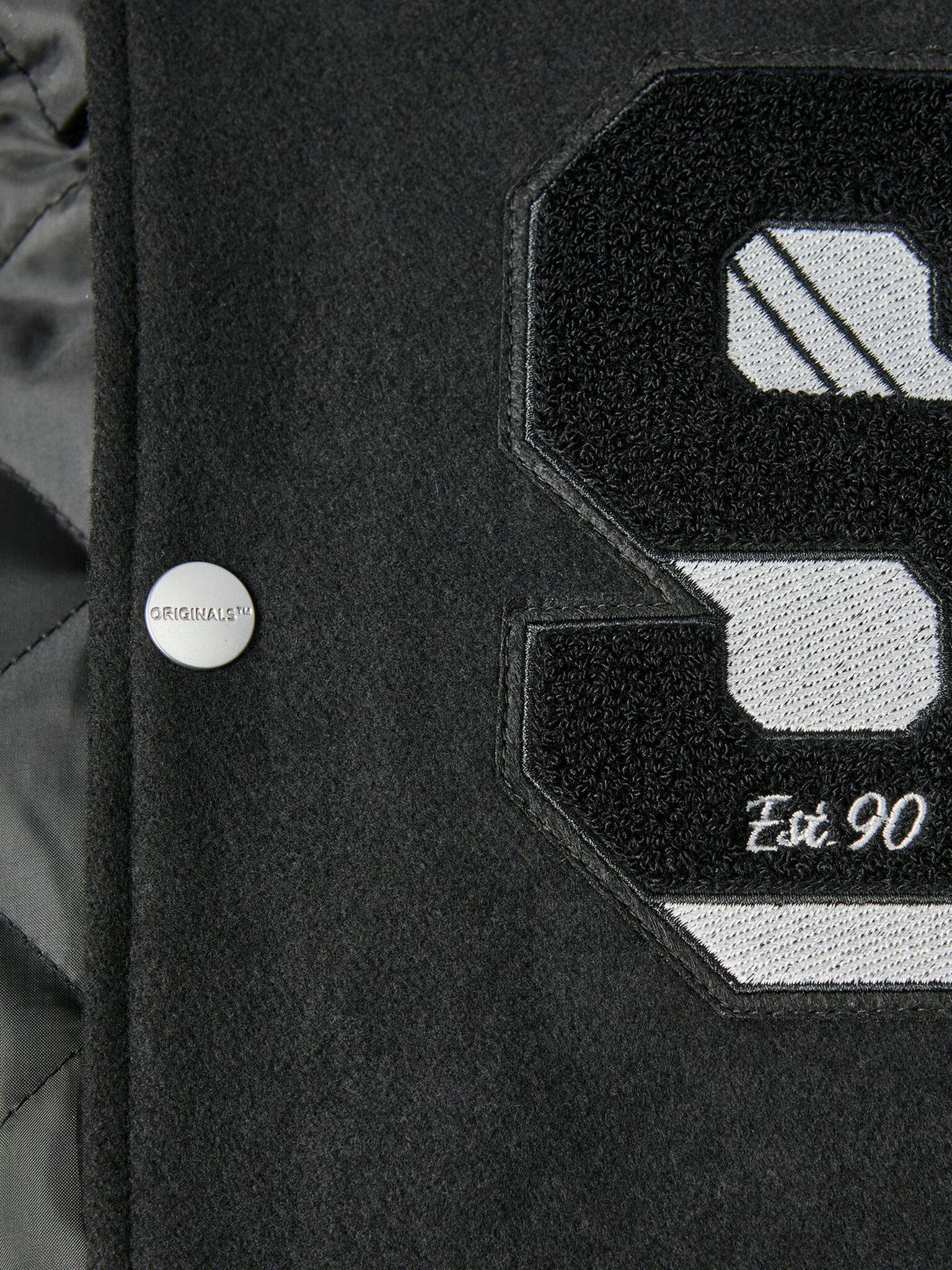 12260455/Black JACK AND JONES