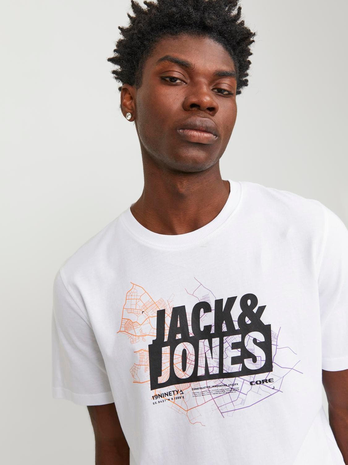 12252376/White JACK AND JONES