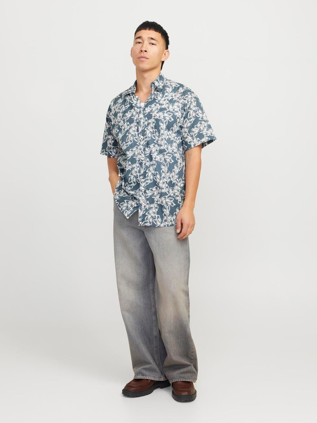 12271089/Stormy Weather JACK AND JONES