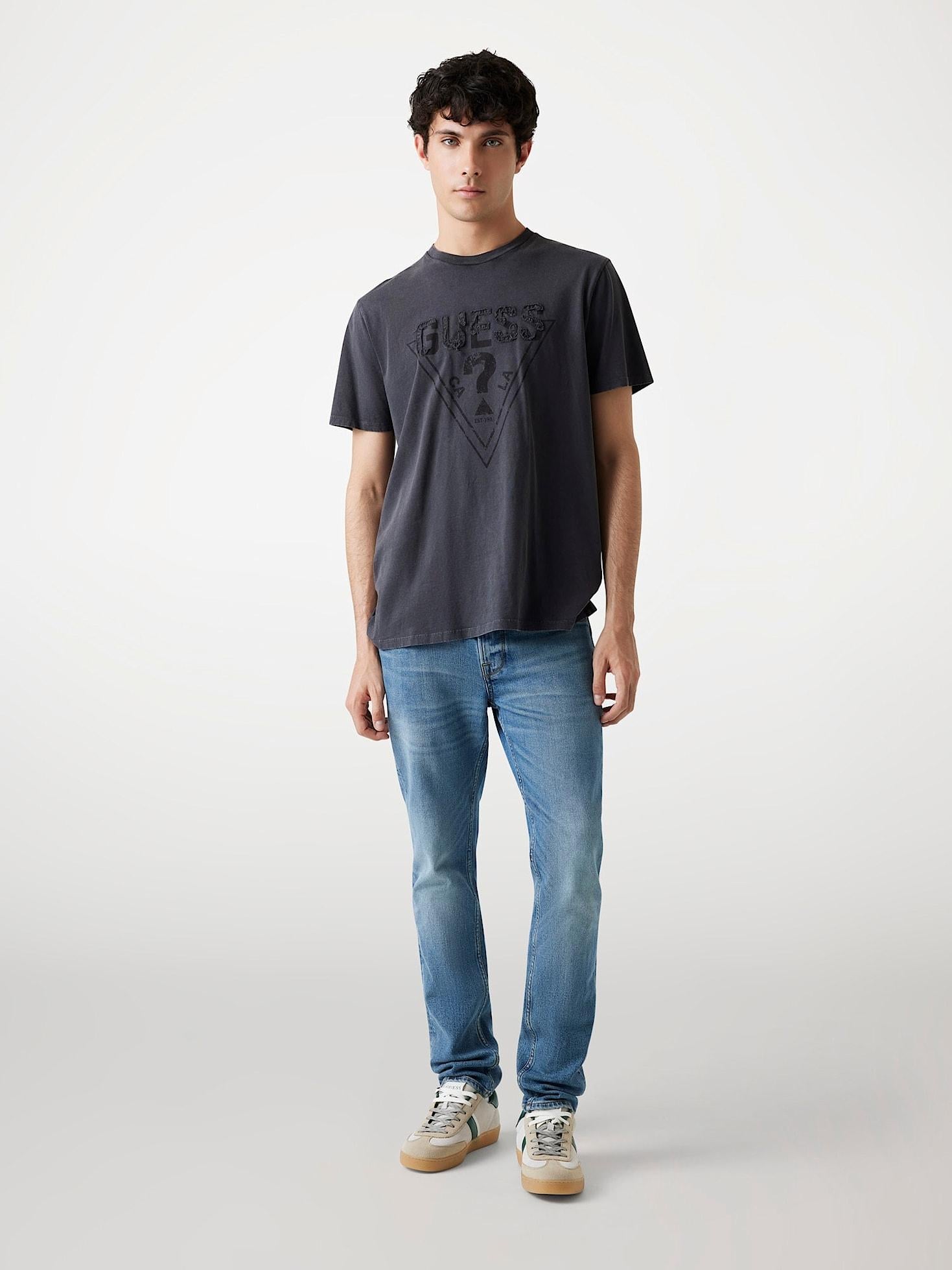 M5YI42KBW41/JTMU GUESS