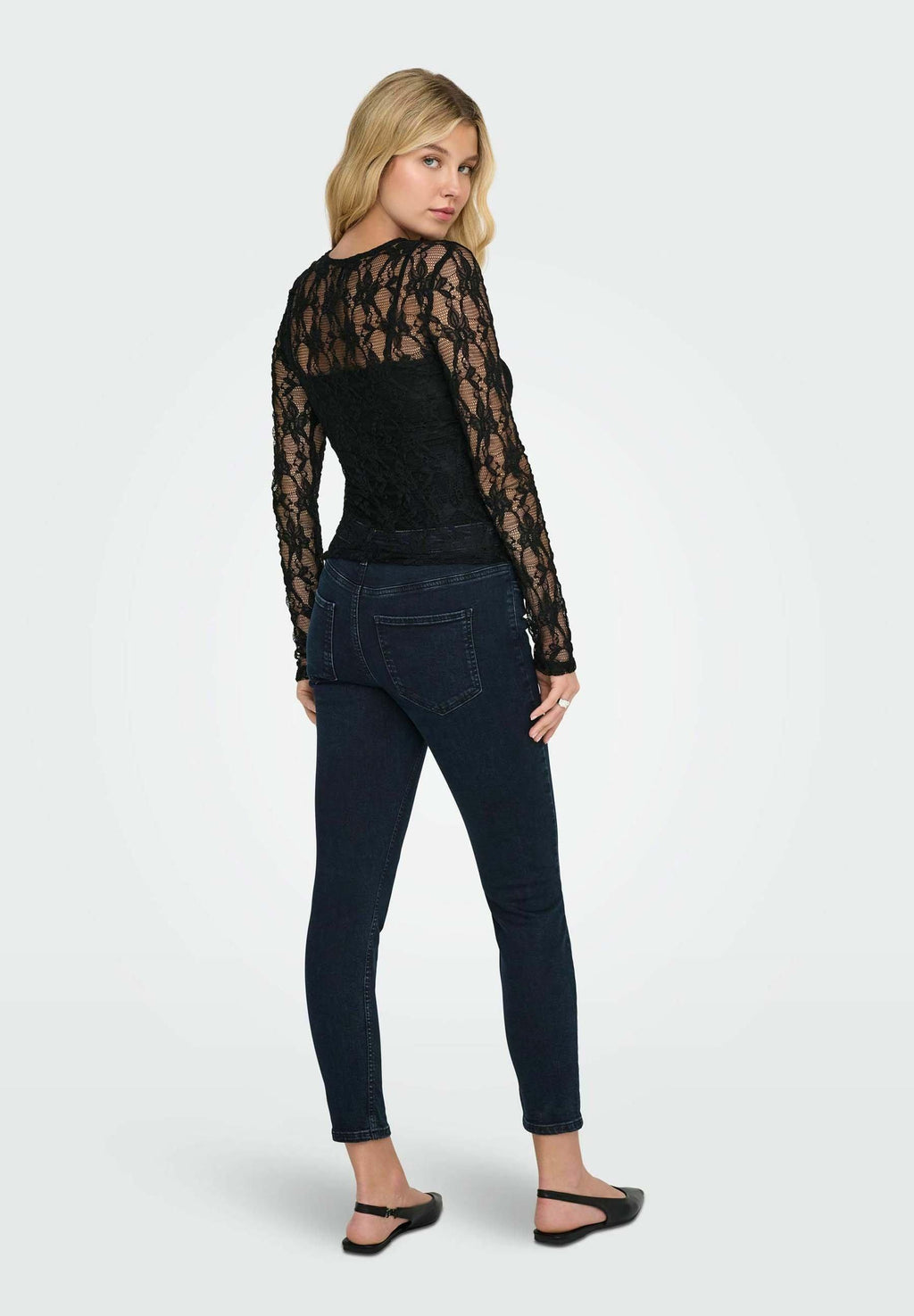 15363763/Black ONLY
