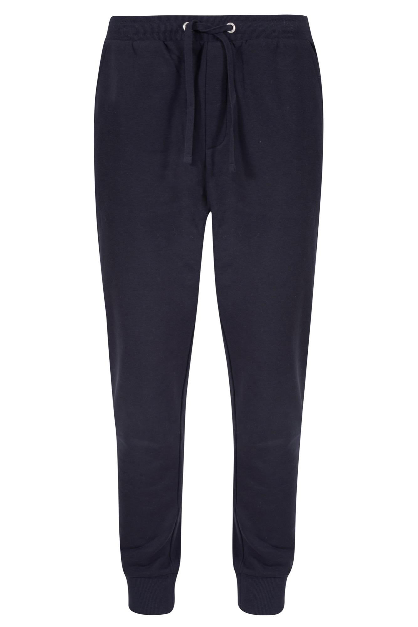 P668 CZ00/0801 YES ZEE