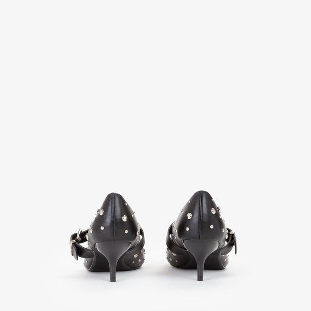 HIGH HEELS 