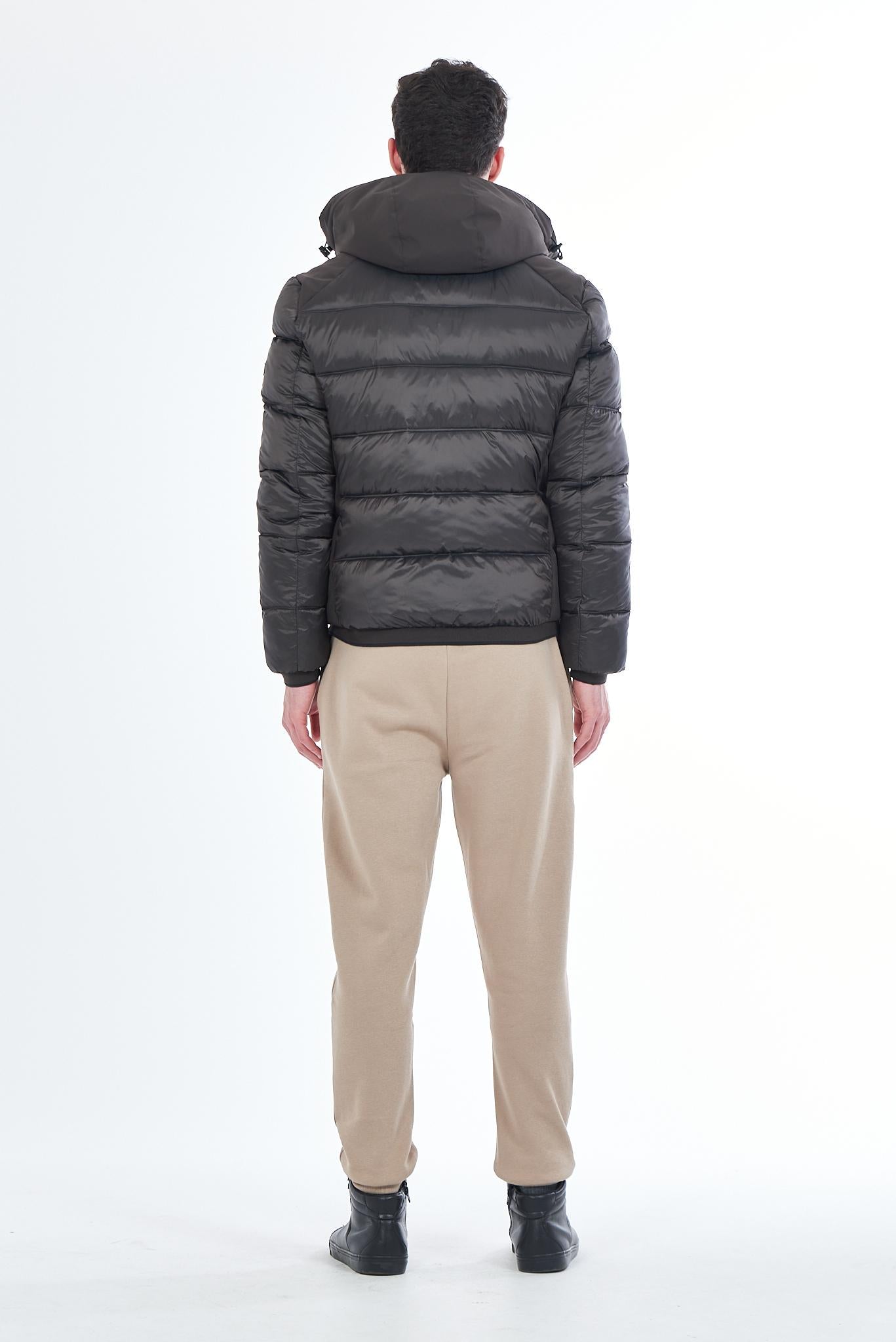 J870 O100/0801 YES ZEE