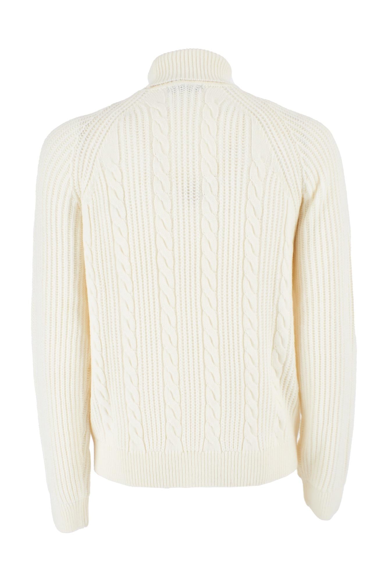 M854 HD00/0157 YES ZEE