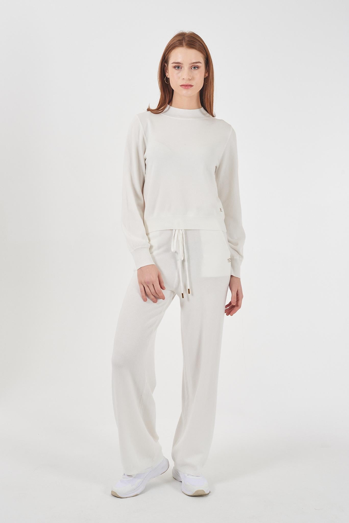 M002 RU00/0101 YES ZEE