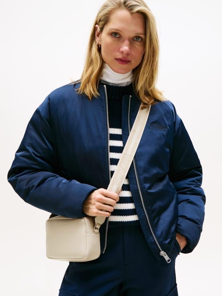 TH LOGOTAPE CAMERA BAG AW0AW17689/ACI TOMMY HILFIGER