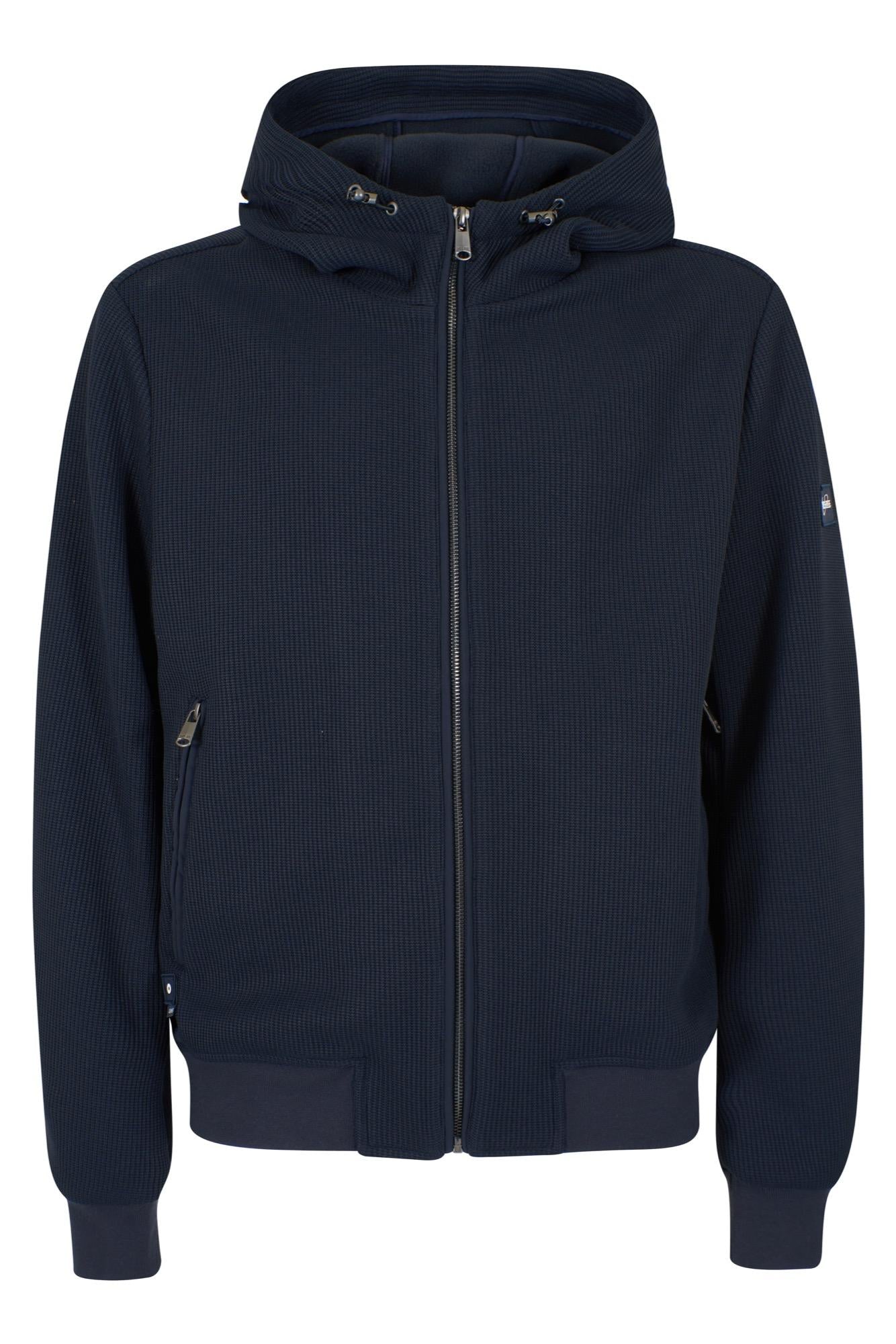 J844 Q5JJ/0713 YES ZEE