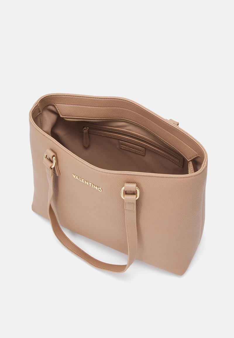 BORSA NEVER 