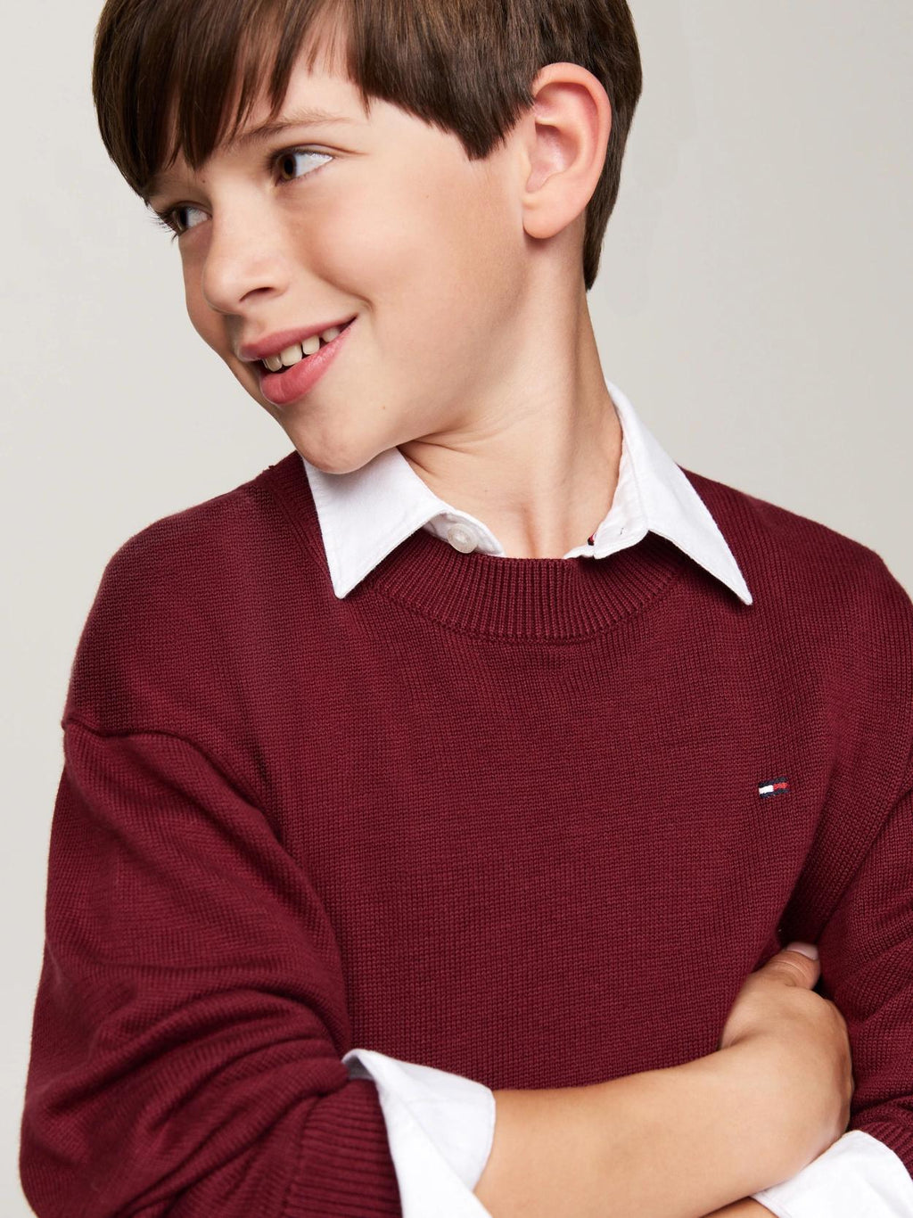 ESSENTIAL  SWEATER 