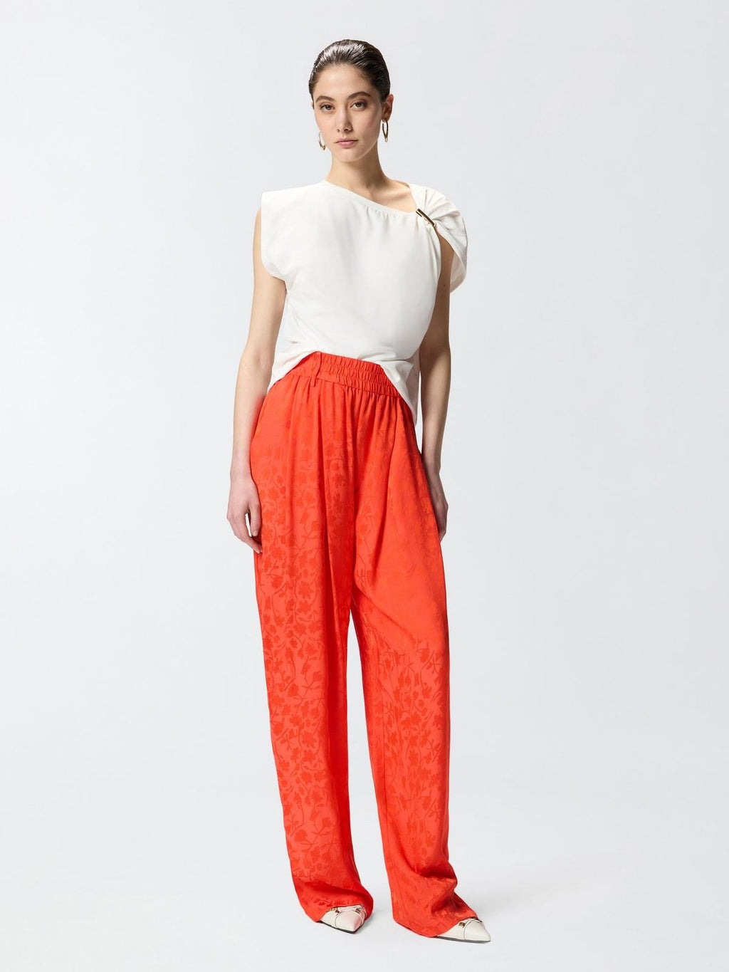 106802 A3AN/A99 PINKO