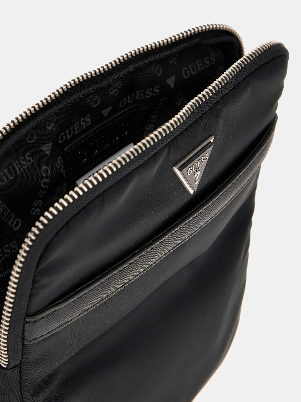 HMMINYP5223/BLA GUESS